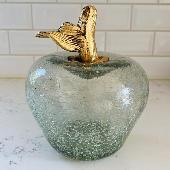 Large Clear Glass Apple Figurine - Picture 3 of 16